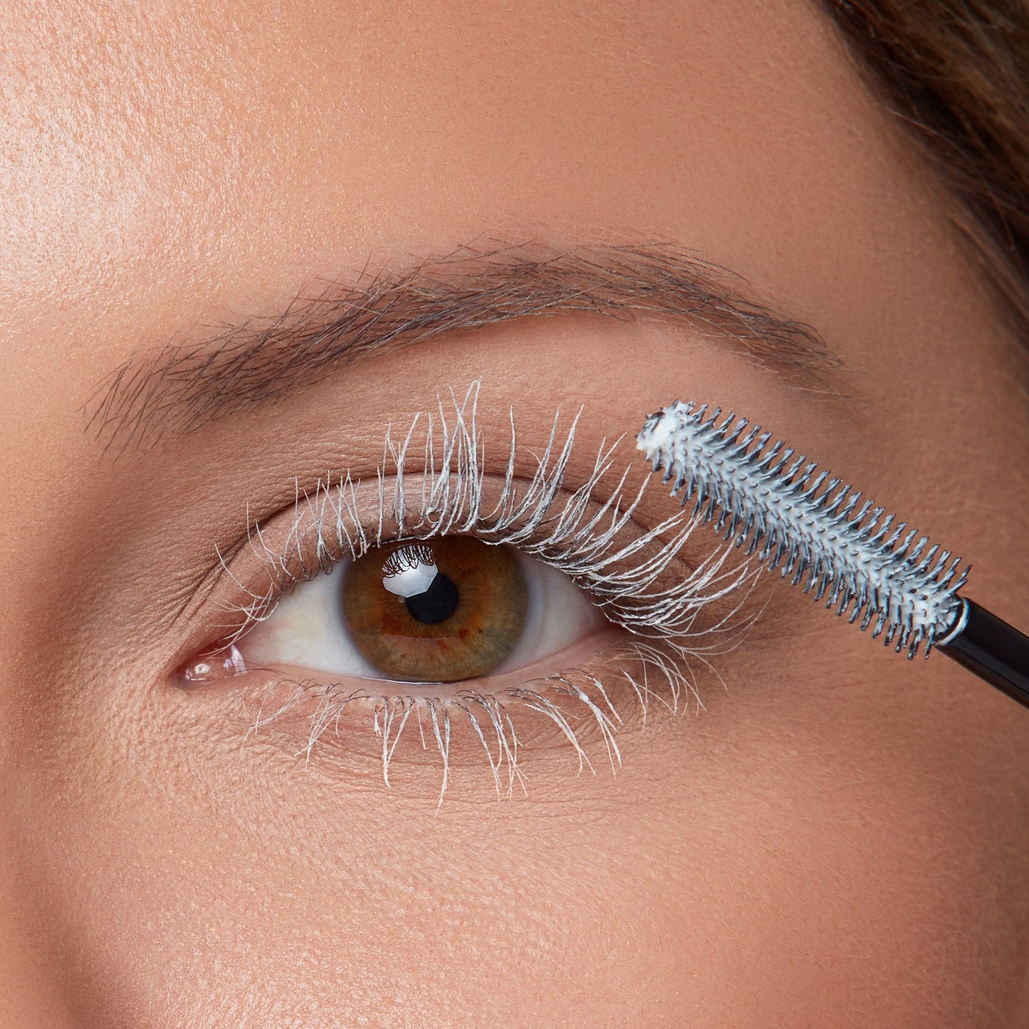 Grande Primer Pre-Mascara Lengthener & Thickener Application