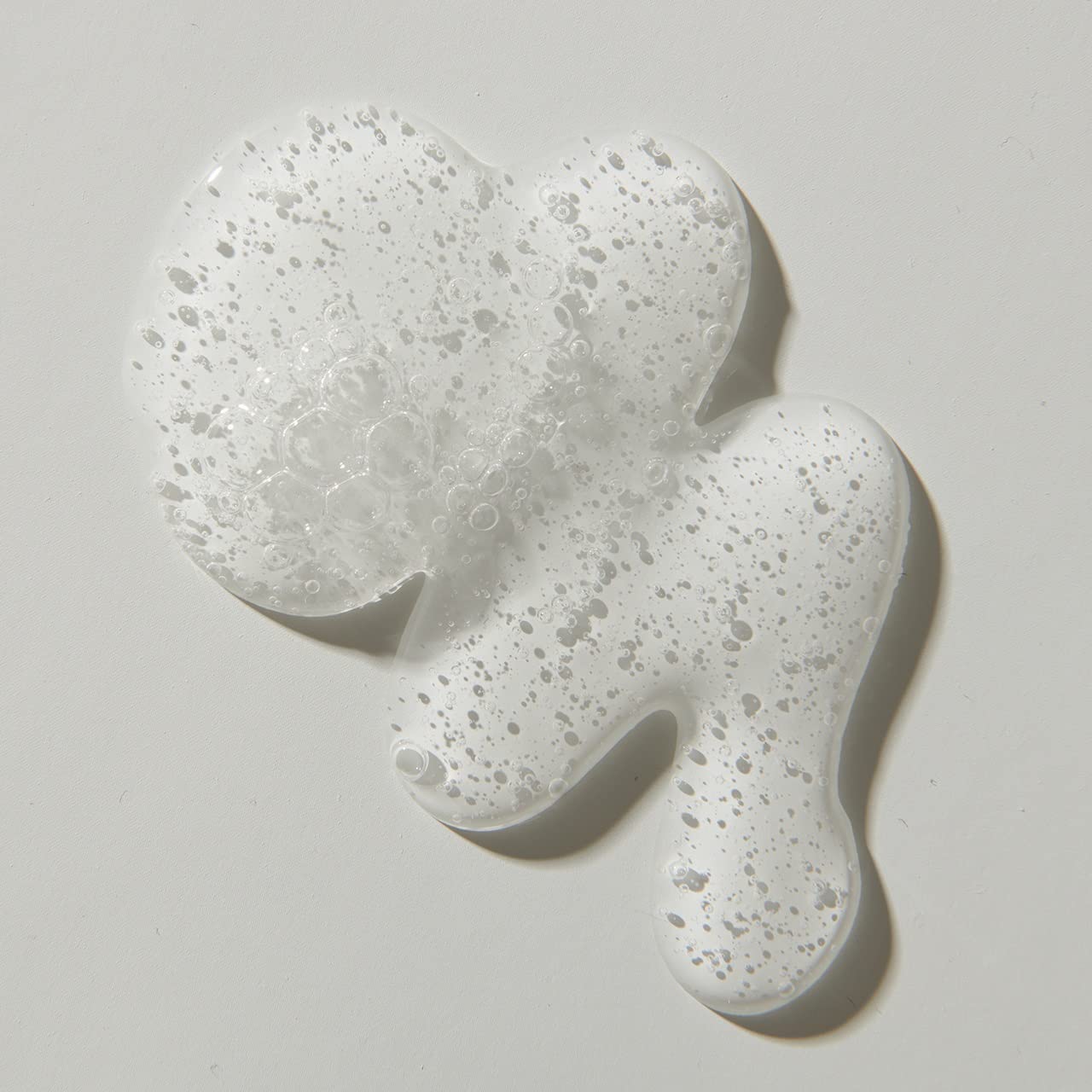 Unite Blow & Set Lotion product texture