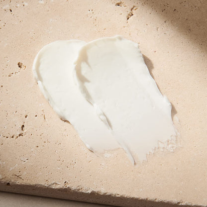 Unite Conundrum Paste Styling Cream product texture