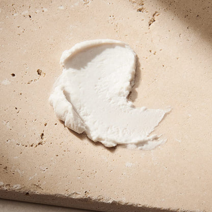 Unite Creamy Paste product texture