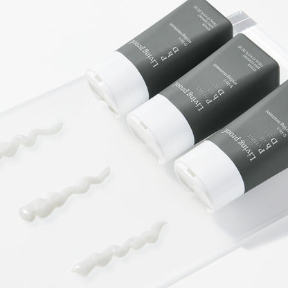 Living Proof Perfect Hair Day 5-in-1 Styling Treatment texture