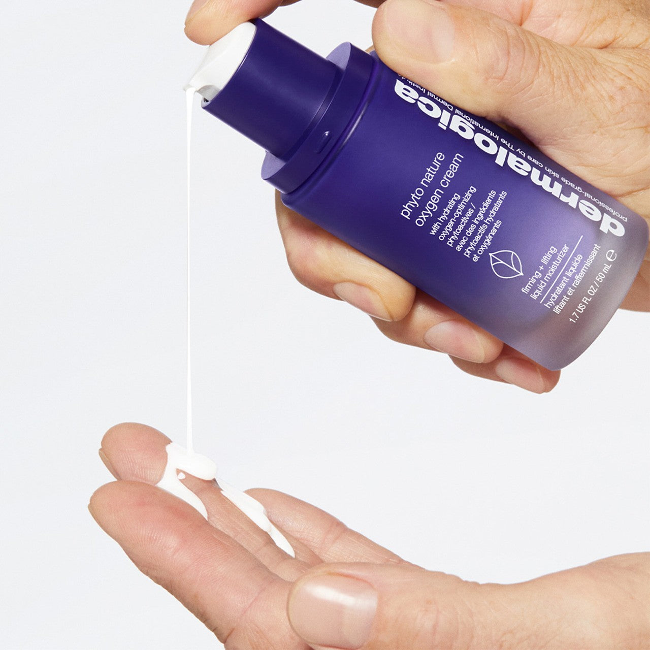 Dermalogica Phyto Nature Oxygen Cream uses a pump dispenser